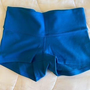 Lululemon Boogie Short *silverescent